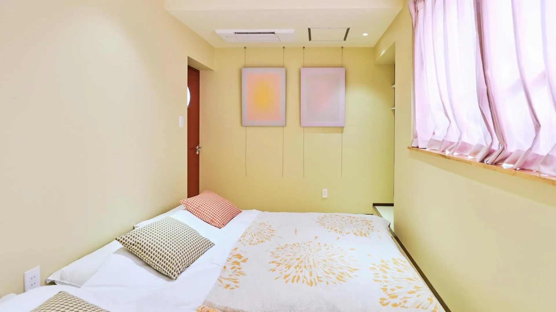 寅ホテル 御徒町 Tora Hotel Okachimachi Tokyo