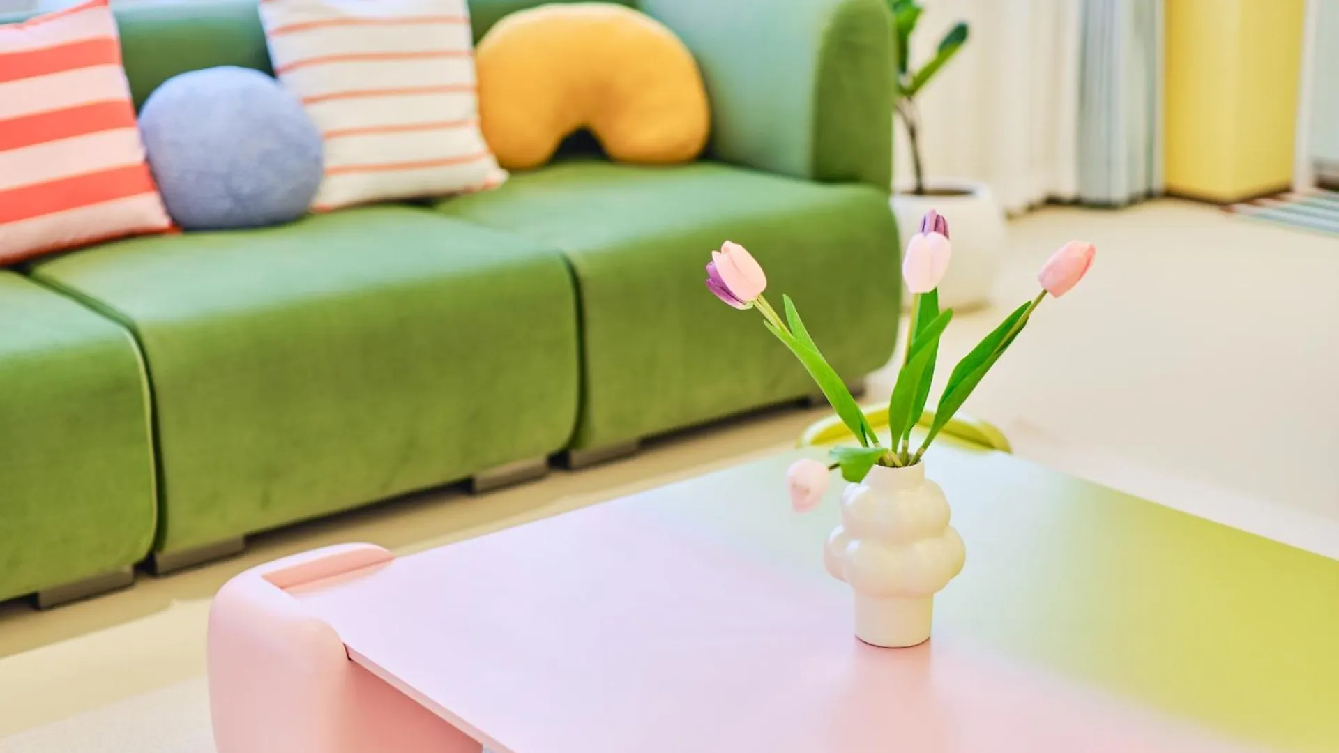 Apartment 寅ホテル 御徒町 Tora Hotel Okachimachi Tokyo