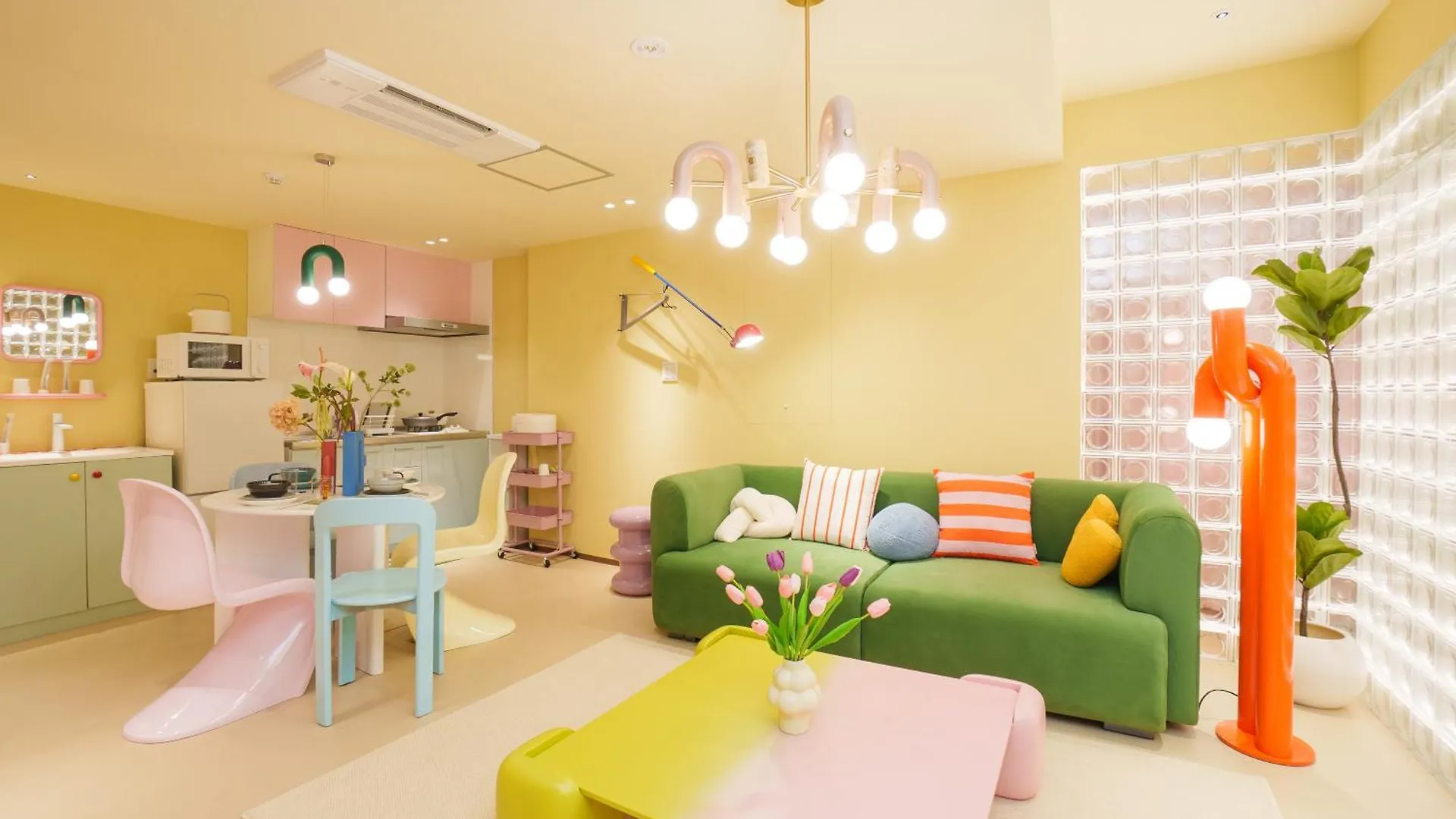 Apartment 寅ホテル 御徒町 Tora Hotel Okachimachi Tokyo
